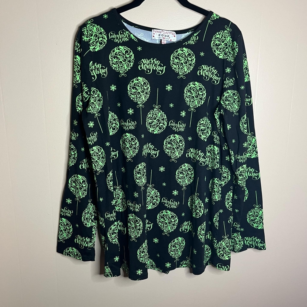 Poof New York Green and Black Warm Christmas Top